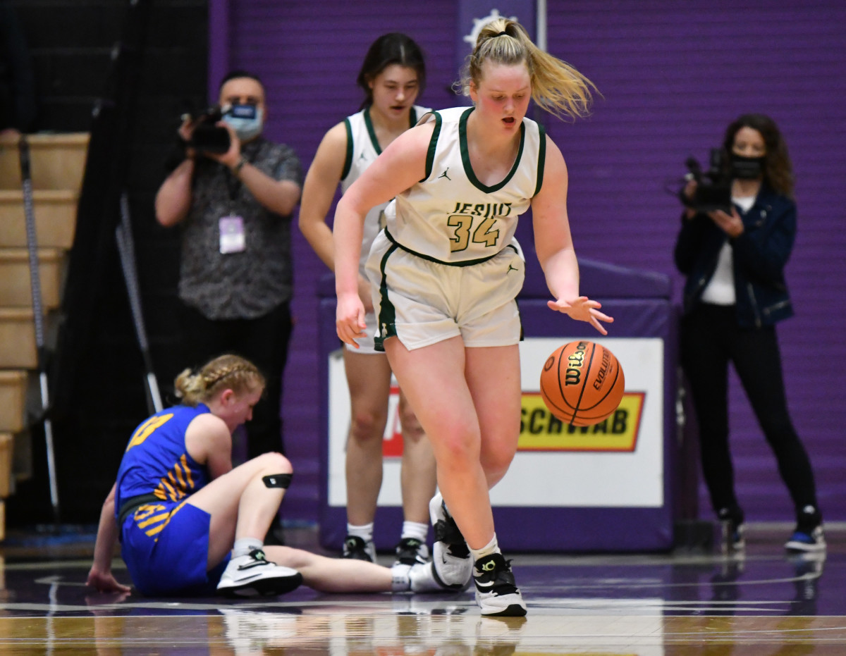 Barlow Jesuit girls basketball Taylor Balkom 21